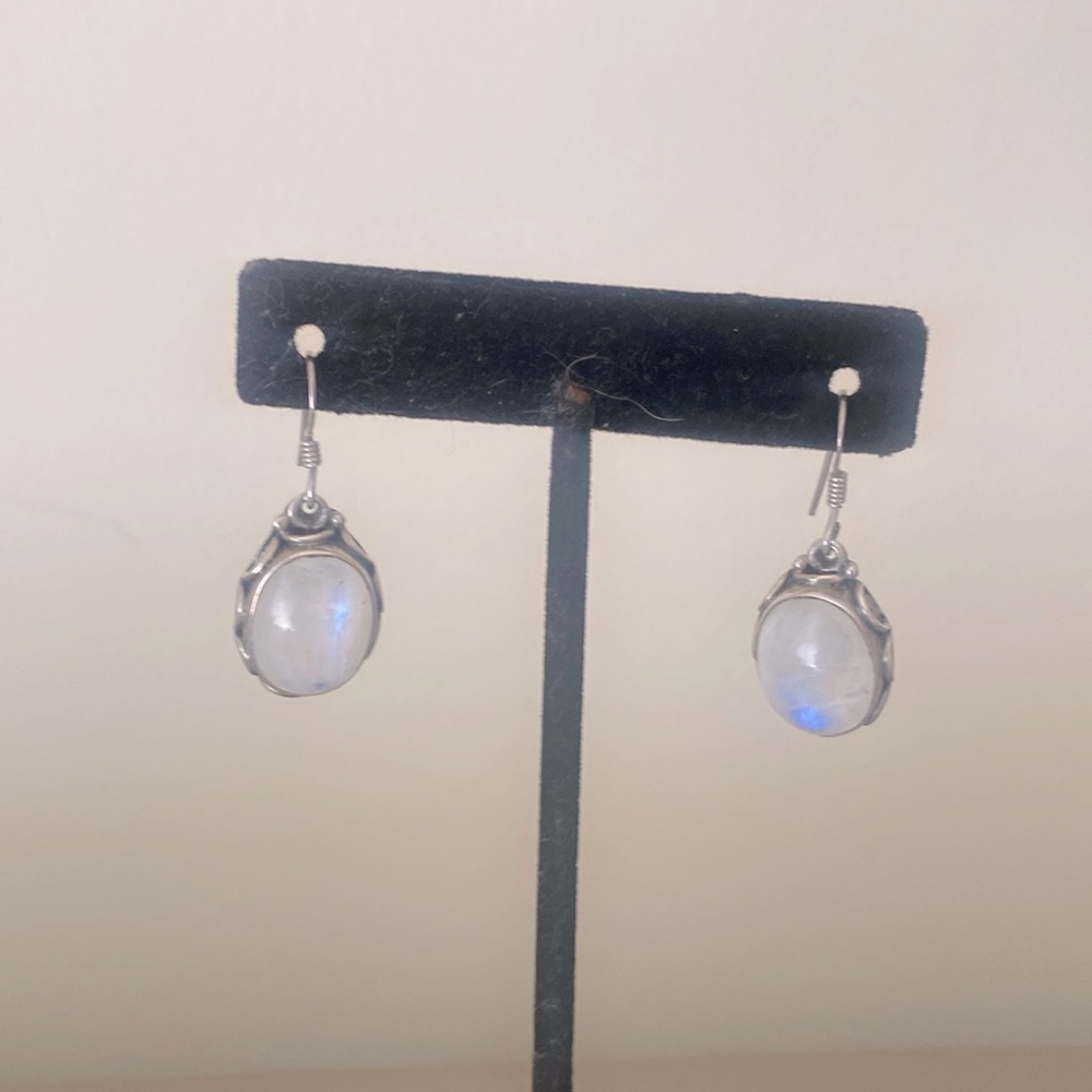 Vintage beautiful earring